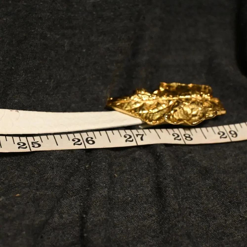 VINTAGE Mimi Di N 1981 Gold Tone Leaf Belt Clasp Buckle 28